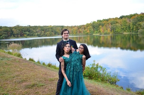 Сіамські близнючки Андраде розповіли про шлюб і народження дітей — фото подружжя