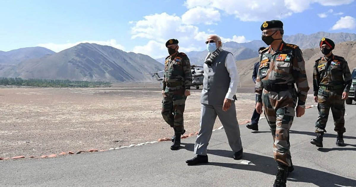 Прем'єр-міністр Індії відвідує Ладакх