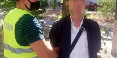 В Киеве задержали иностранца, который с сообщниками обокрал посетителя ресторана: появились фото