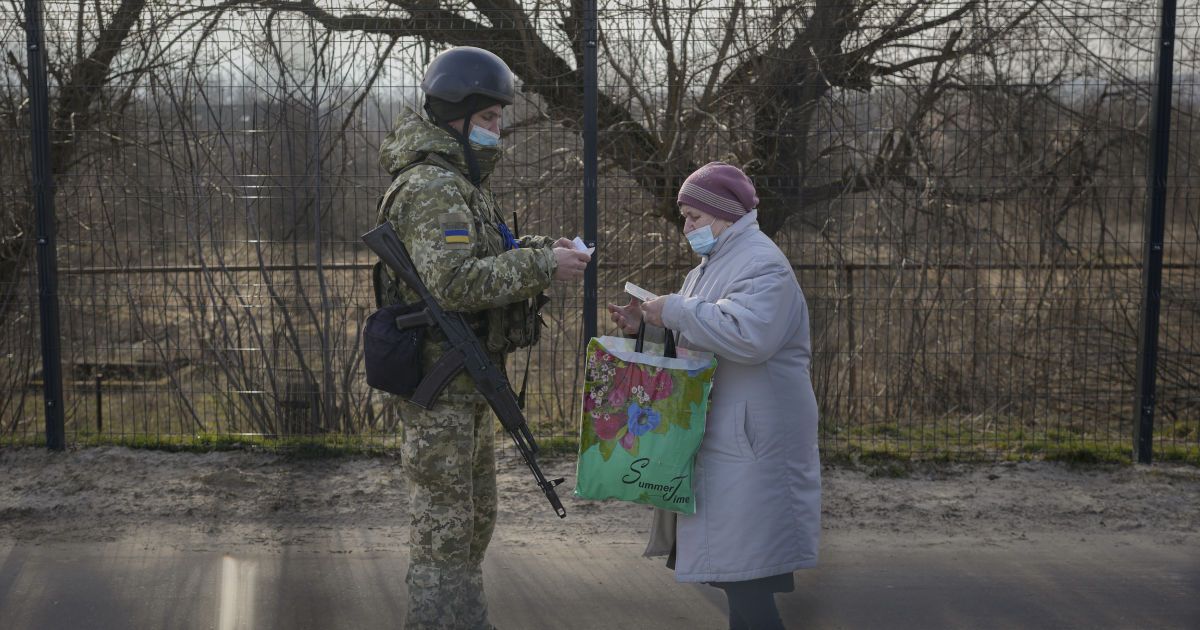 Що повинен знати кожен українець в умовах війни: правила та поради