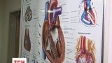 Українські хірурги зробили другу операцію по трансплантації штучного серця