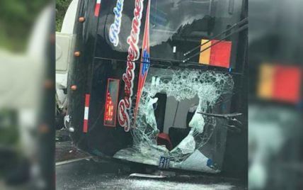 В Эквадоре в ужасной аварии пассажирского автобуса погибли 12 человек