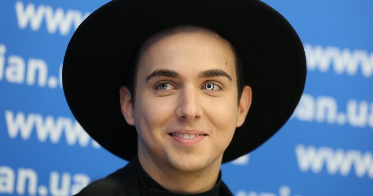 Тренд від Melovin: чим загрожують різнокольорові лінзи