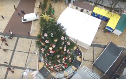 В Сети появилось видео главной новогодней елки с высоты птичьего полета