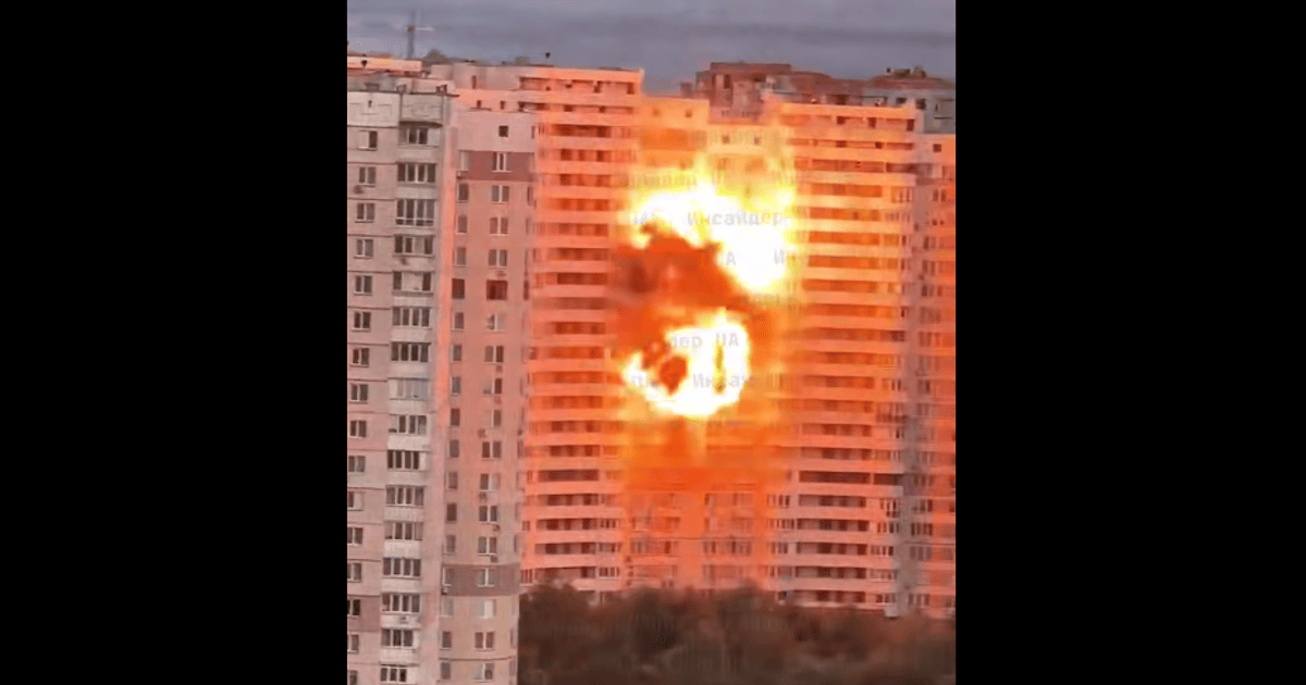 Удар дрона на Позняках в Киеве