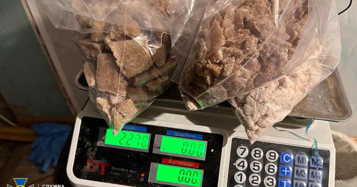 СБУ та Нацполіція знешкодили 5 нарколабораторій, які працювали на торгівців психотропами з Близького Сходу та ЄС