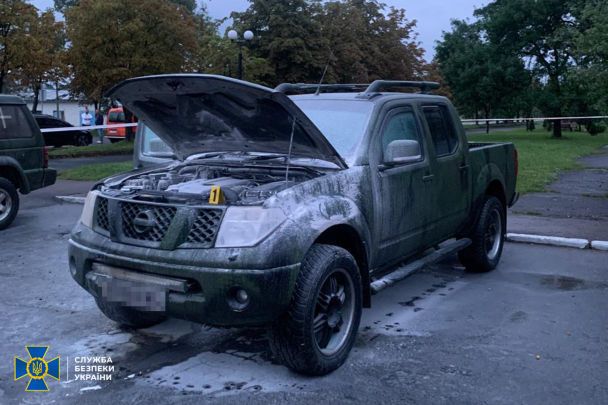 На Івано-Франківщині затримано місцевих жителів, які вчинили серію підпалів авто Сил оборони України Фото: Нацполіція