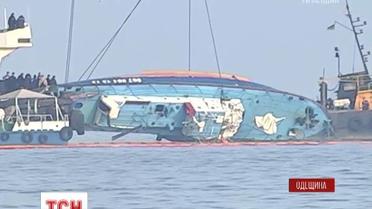 В Одесской области открыли памятный знак погибшим пассажирам прогулочного катера "Иволга"