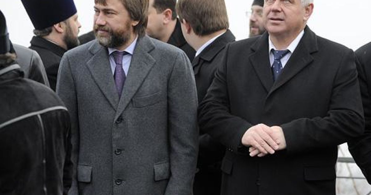 Порошенко должен рассмотреть законность предоставления Новинскому гражданства Украины