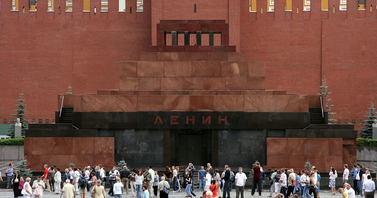 В России собирают идеи, что делать с мавзолеем, если тело Ленина таки похоронят