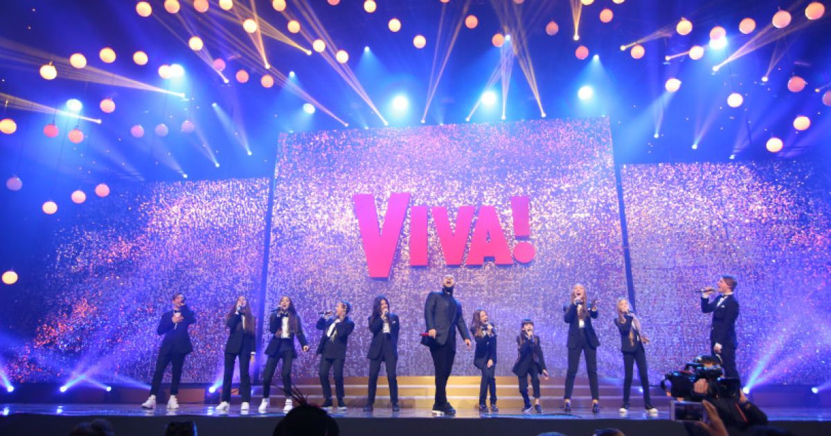 MONATIK розчулив відео бекстейджу з дітьми з підготовки до "VIVA! Найкрасивіші-2018"
