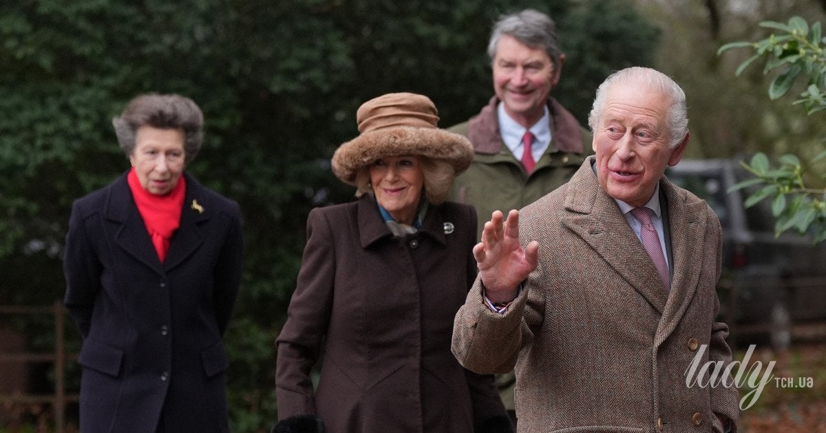 Король Чарльз, королева Камілла та принцеса Анна з чоловіком Тімоті Лоуренсом