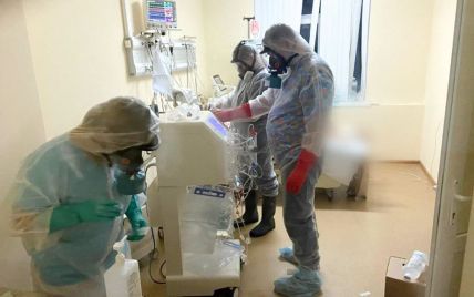 У Києві двоє пацієнтів, інфікованих коронавірусом, перебувають у вкрай важкому стані