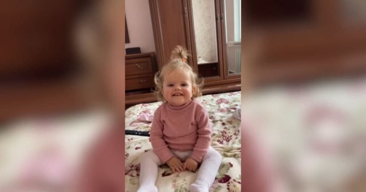 Маленькая Ульяна со СМА нуждается в спасительном уколе: отец погиб в ДТП, они с мамой остались в чужой стране совсем одни