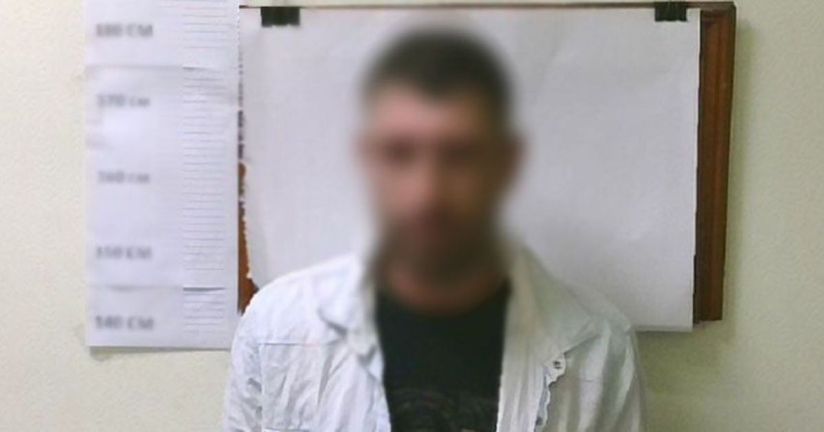 Чоловік посеред вулиці тяжко поранив незнайомця