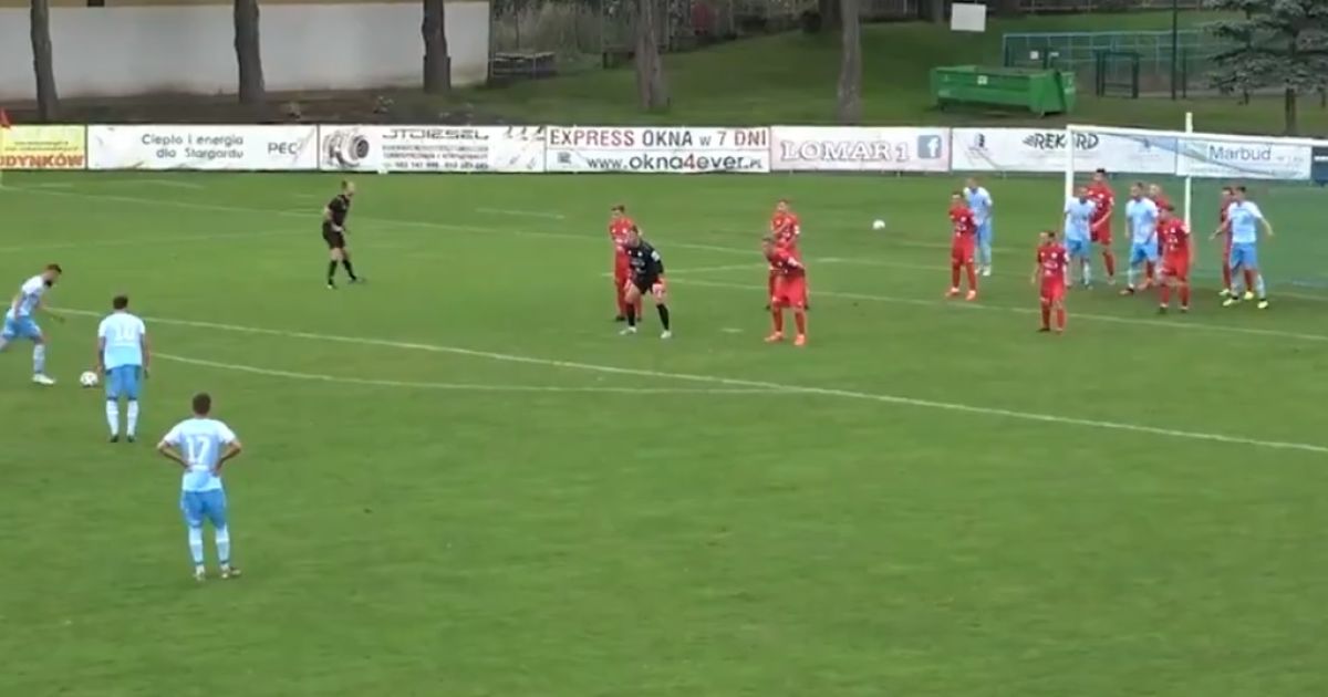 Футбольне ноу-хау: у Польщі воротар вигадав несподіваний спосіб відбиття штрафних