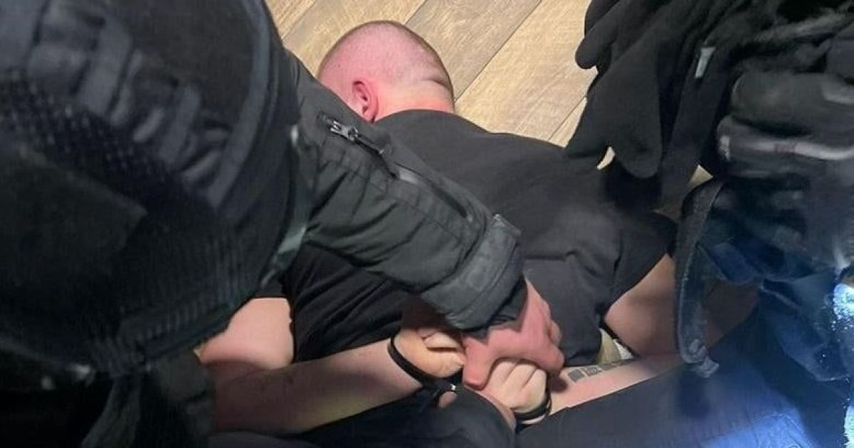 У Києві затримали та повідомили про підозру молодикам, які пограбували журналіста Андрія Куликова / © Полиция Киева / Facebook