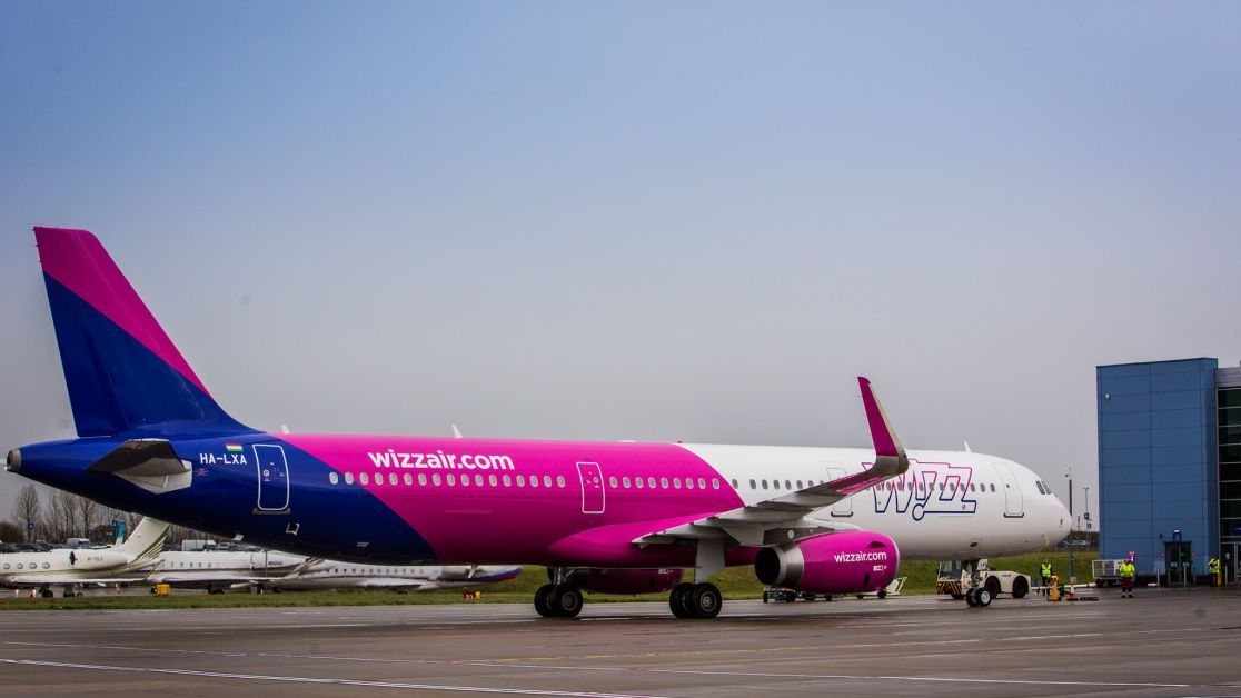 Wizz Air    -  - 