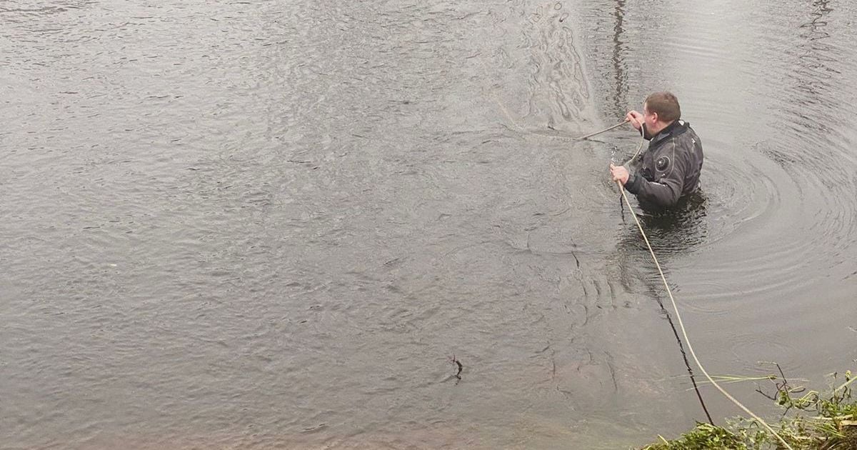 Водолази у Прип'яті на Волині. ФОТО: Головне управління ДСНС у Волинській області