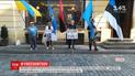 В России возле администрации Путина устроили акцию в поддержку Сенцова