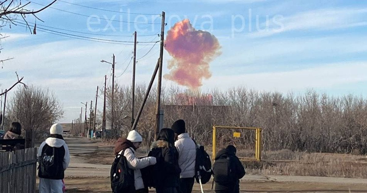 Дим на полігоні «Ясний» під Оренбургом після вибуху