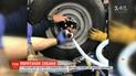 Каліфорнійські пожежники визволили собаку, яка застряла у автомобільному колесі