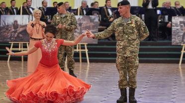  Бал військових і волонтерів у Києві_04