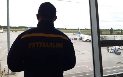 Украина отправила в Индию самолет с гумпомощью для борьбы с COVID-19