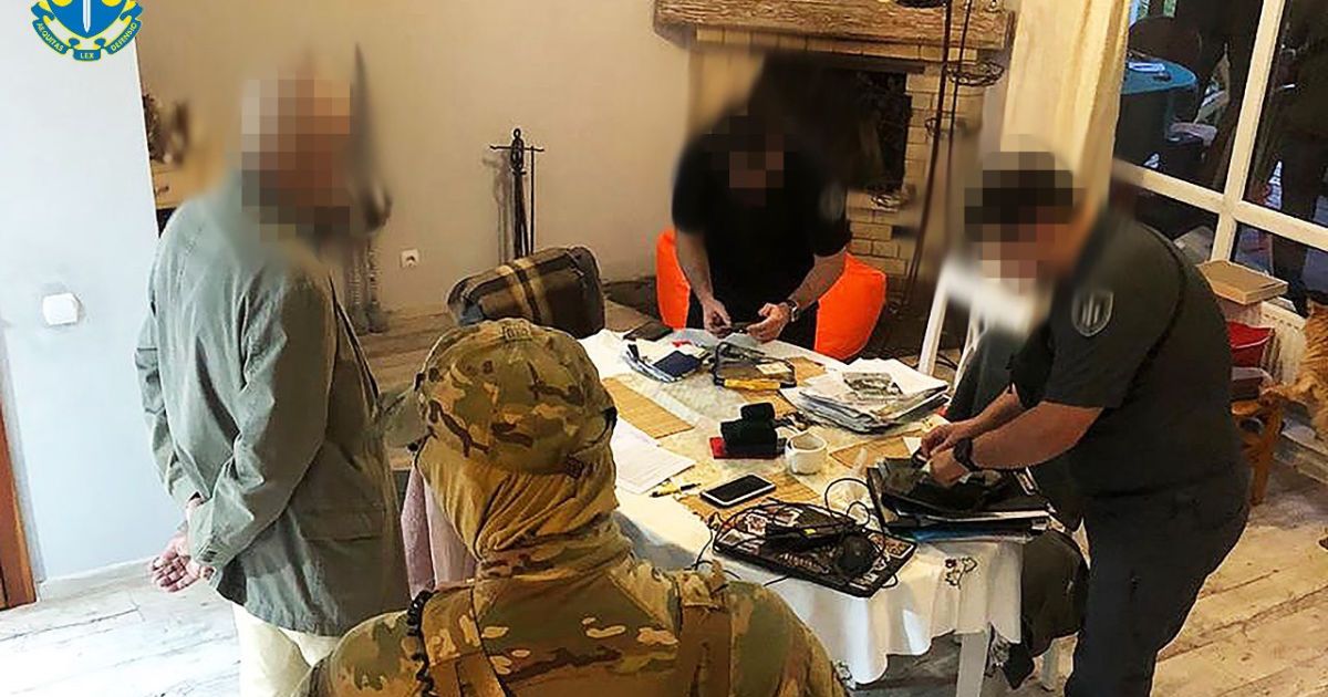 Экскомандир воинской части из "бизнесвумен" разворовали вместе 140 млн гривен