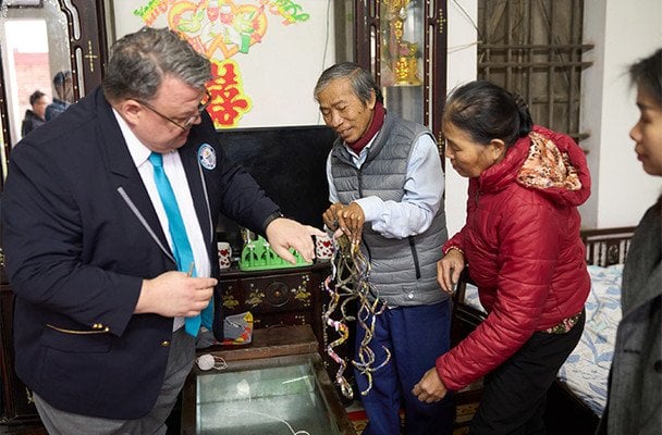 Вимірювання нігтів Лю / © Guinness World Records