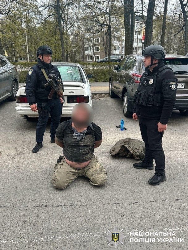 "Вів хаотичний вогонь": у поліції розповіли нові деталі стрілянини в Бучі