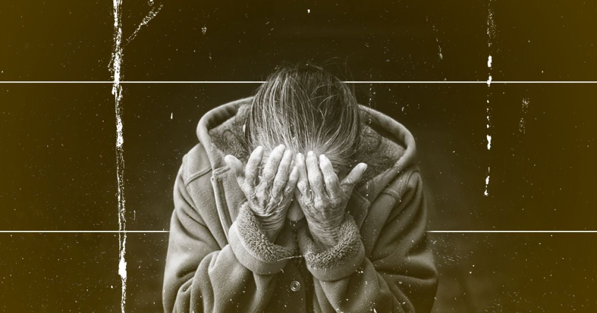 "Напівживу бабусю з коронавірусом два тижні ганяли по кабінетах": жінка розповіла про поневіряння у лікарні Житомира