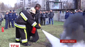 В Днепропетровске священники всех конфессий тушили огонь