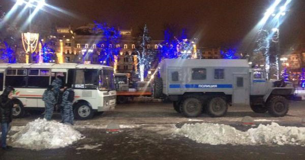 Сейчас на площади Москвы собираются правоохранители