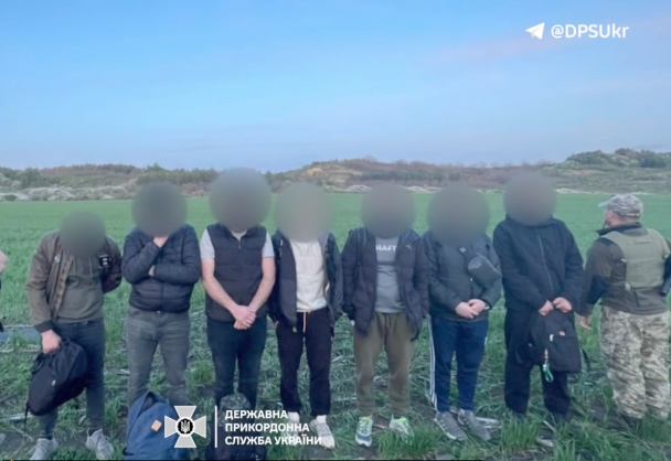 Затримані ухилянти / Фото: скриншот