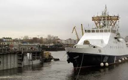 Угроза возрастает: Россия завела в Азовское море еще два военных корабля