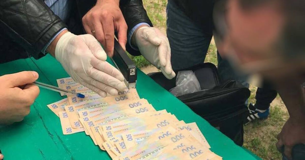 глава Нікопольської РДА попався на хабарі_4 / © Facebook/Арсен Аваков