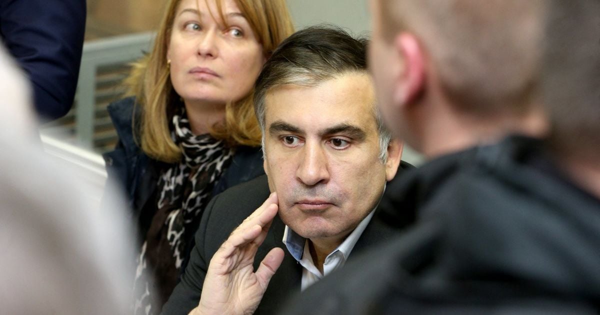 В Грузии готовятся ко второму туру выборов: как на это повлияло неожиданное появление Саакашвили