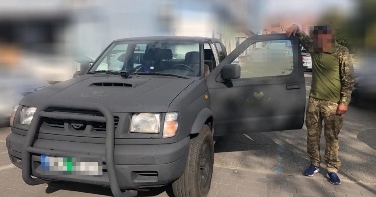 Favbet Foundation передал на южное направление внедорожник Nissan Navara