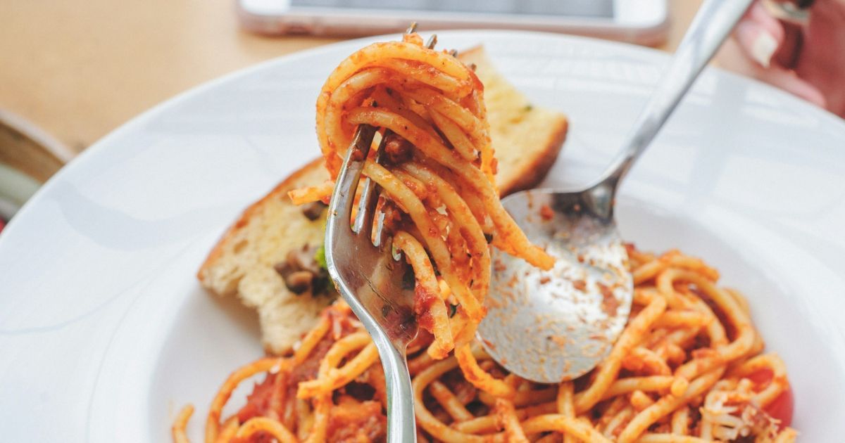 Чим приправити спагеті, щоб смак був, наче в Італії