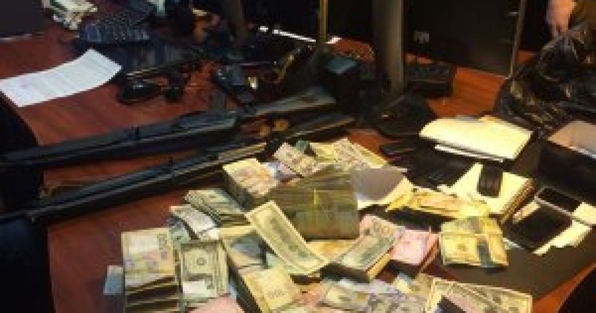В Днепропетровске раскрыли сеть нелегальных обменников с миллионными оборотами