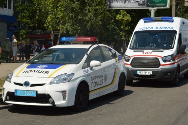 У Києві невідомий відкрив вогонь по людях: є жертви (чутливі фото 18+)