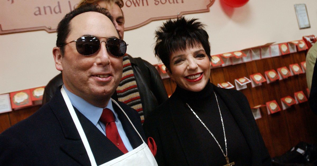 Умер бывший муж Минелли