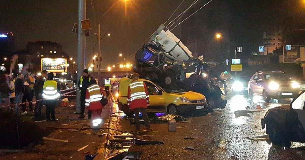 ДТП на проспекті Перемоги у Києві_4 / © facebook.com/dtp.kiev.ua