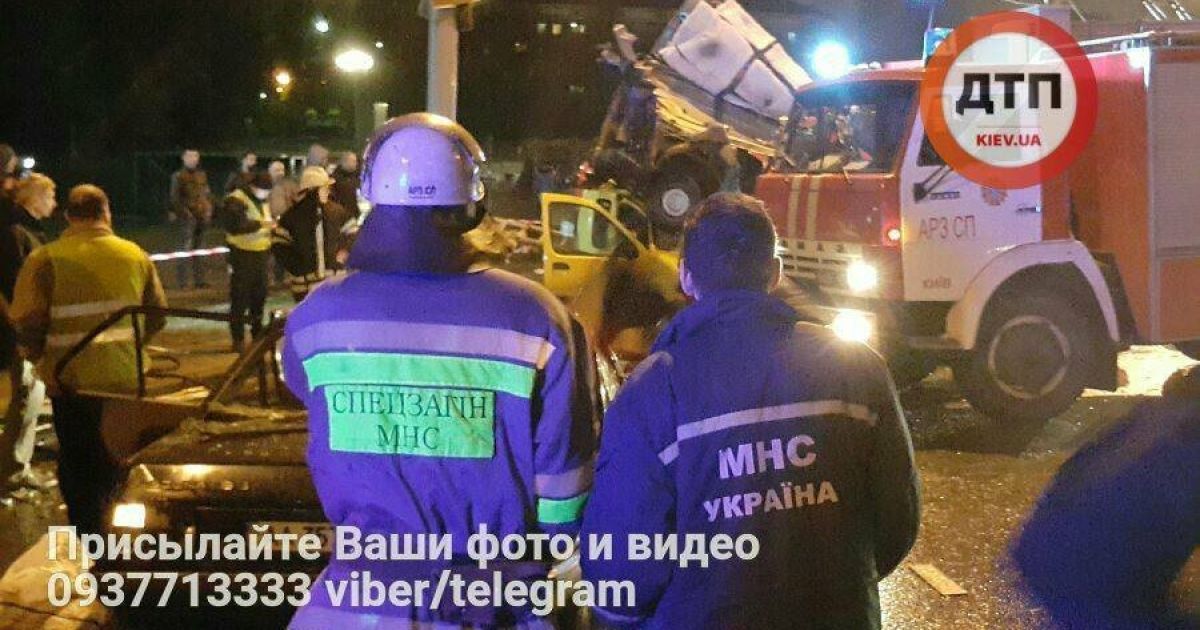 ДТП на проспекті Перемоги у Києві_7 / © facebook.com/dtp.kiev.ua