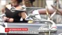 В Запорожье под открытым небом собрали сотни автомобилей всех эпох