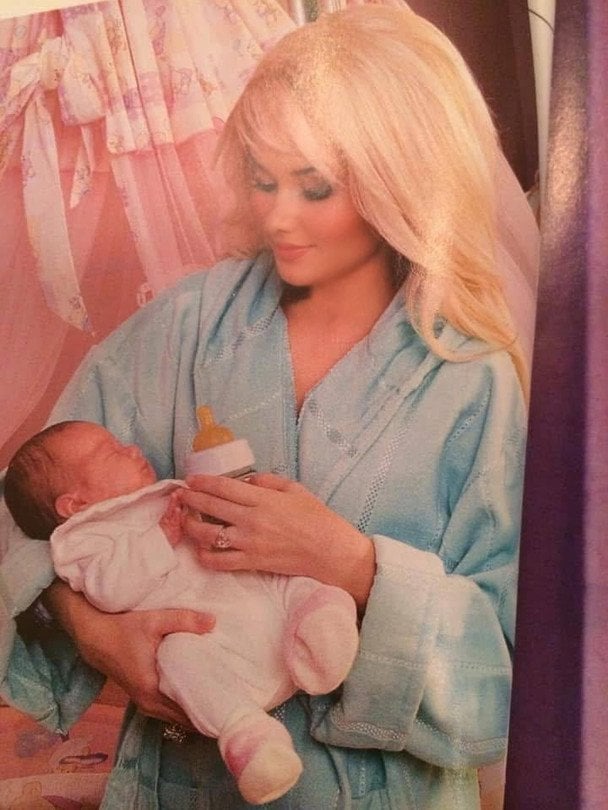 Катерина Бужинська з донькою на архівному фото / © instagram.com/buzhynska