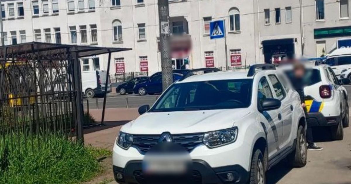 Неизвестный бросил гранату у жилого дома Фото иллюстративное: Полиция Киева