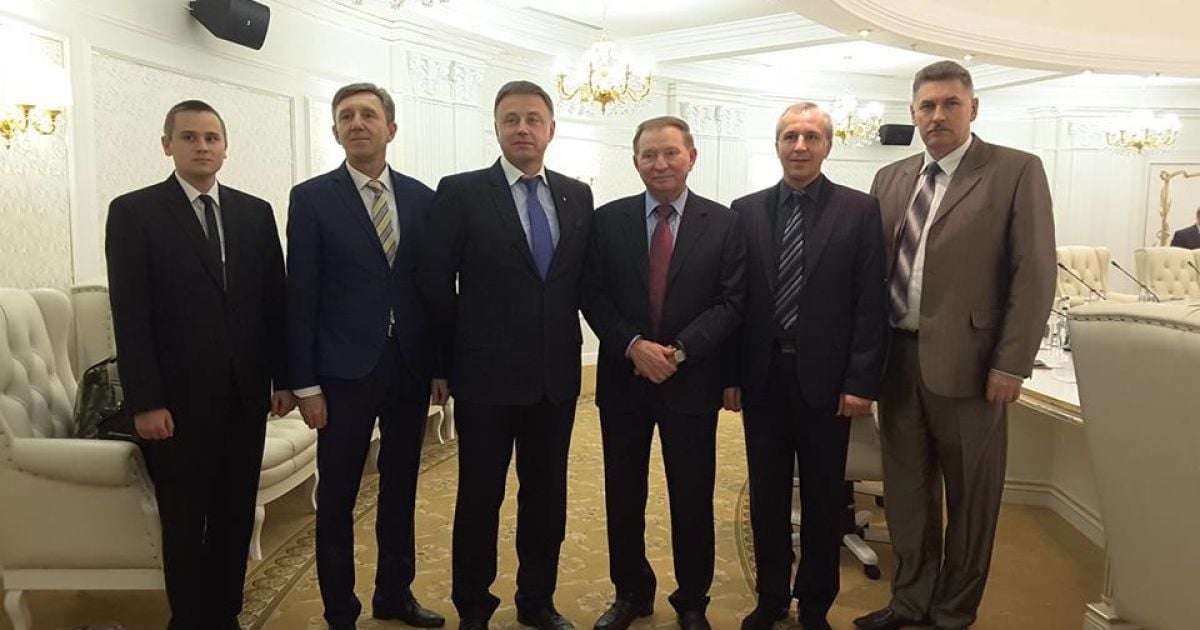 Под документом стоят подписи Мартина Сайдика, Леонида Кучмы, Азамата Кульмухаметова