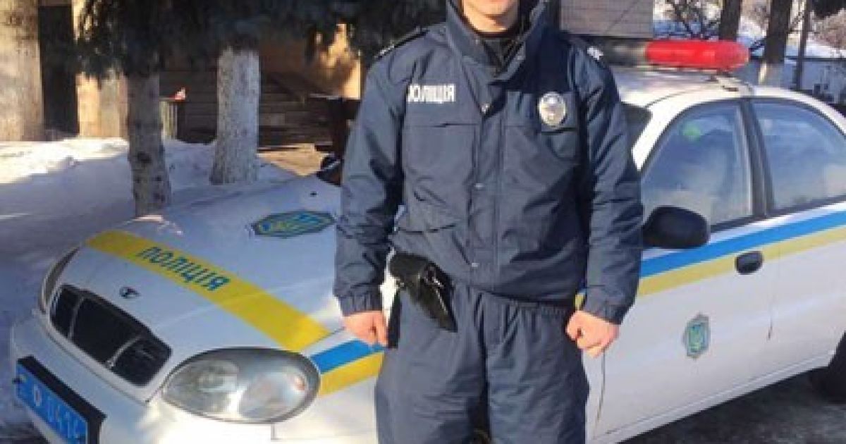На Чернігівщині поліцейський босоніж по снігу пробіг 5 км, щоб спіймати зловмисника
